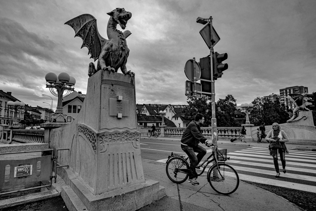 puente de dragones